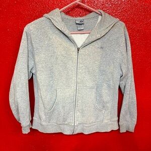 Brand: Champion Size: boy ( M )
Material: 100% cotton